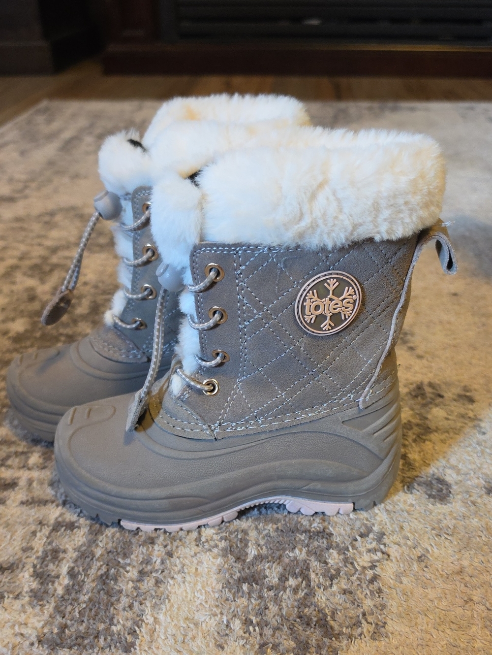 Kids winter boots